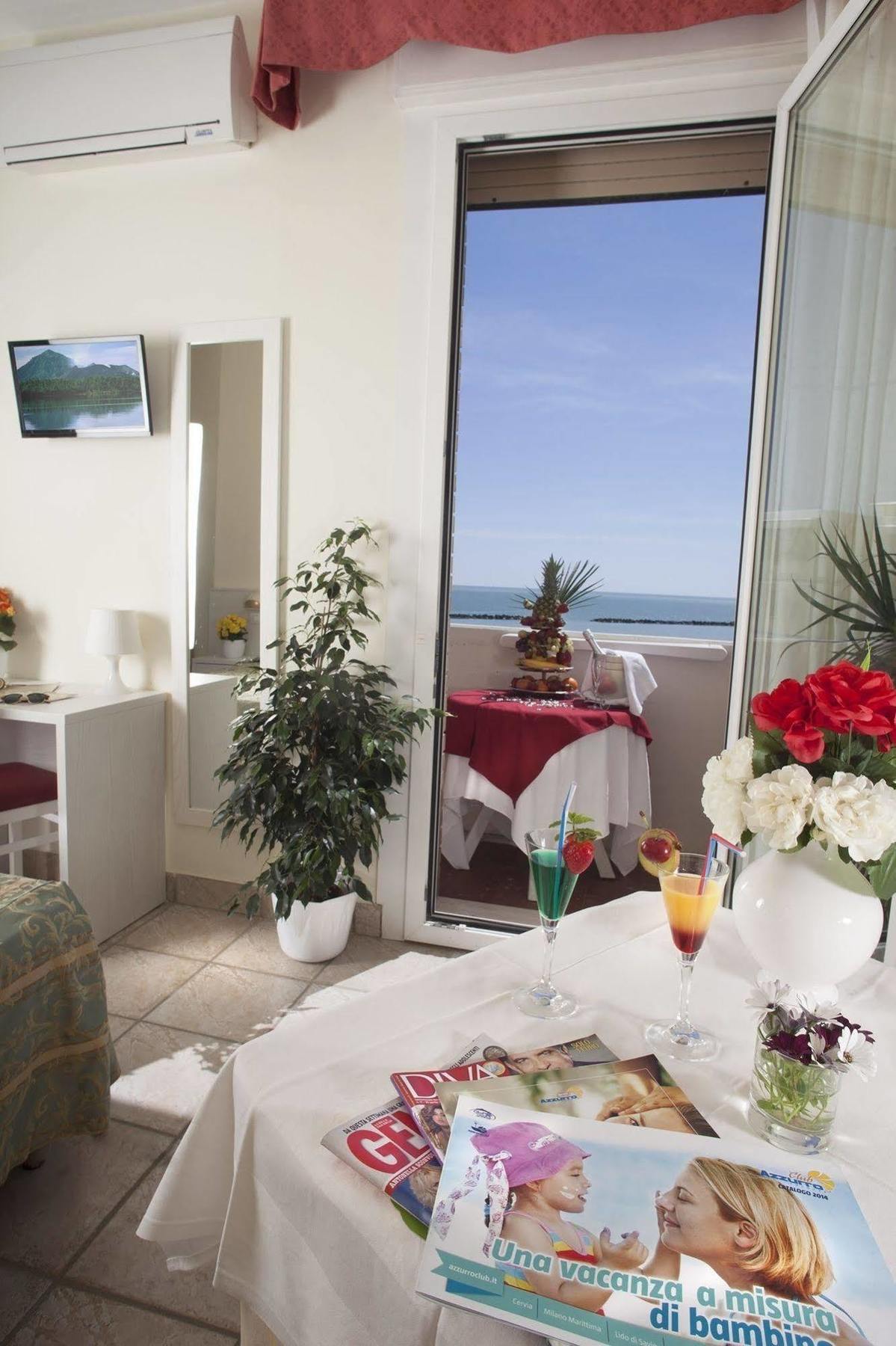 Hotel Marina Beach - Azzurro Club Ravenna Eksteriør bilde