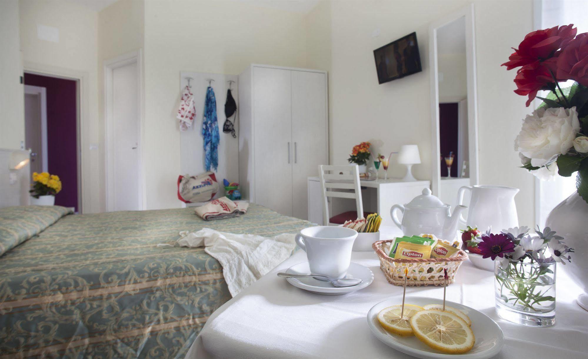 Hotel Marina Beach - Azzurro Club Ravenna Eksteriør bilde