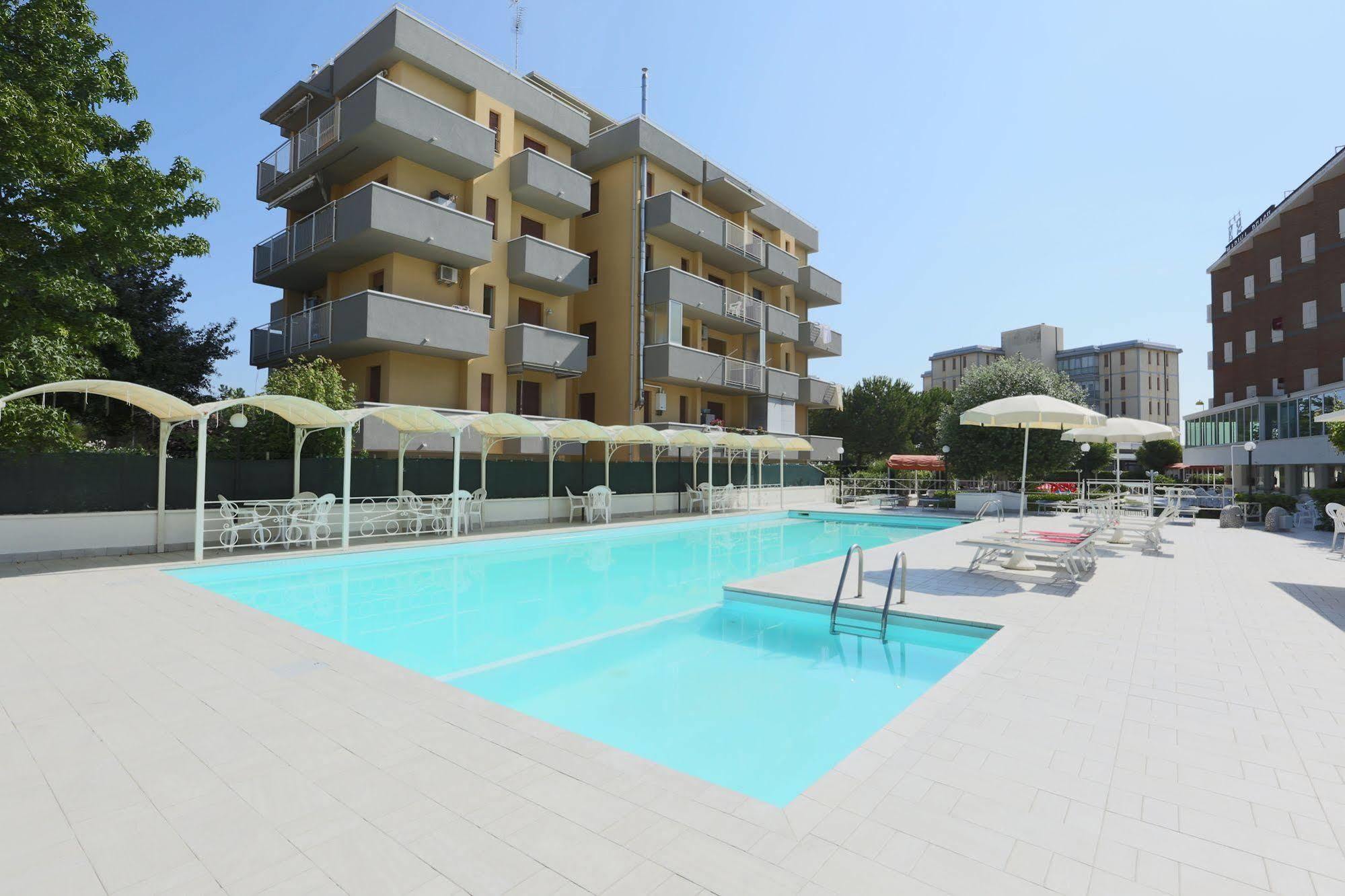 Hotel Marina Beach - Azzurro Club Ravenna Eksteriør bilde